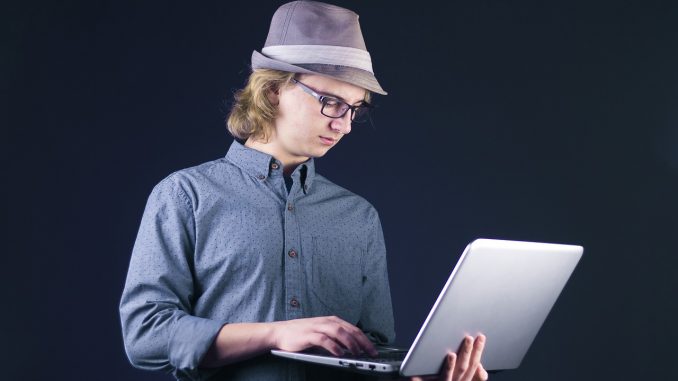 laptop-3091427_1280